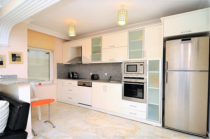 Квартира 2+1 на первой береговой линии с видом на море