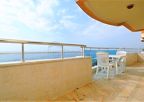 Квартира 2+1 на первой береговой линии с видом на море