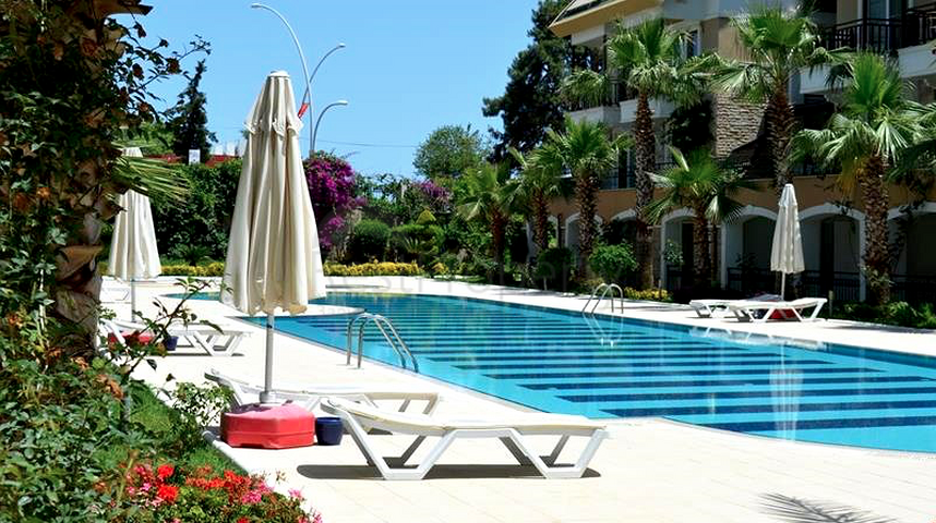 Квартира 3+1 с мебелью в центре Кемера в 5 минутах от пляжа