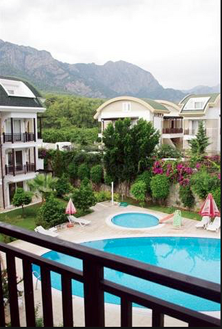 Квартира 3+1 с мебелью в центре Кемера в 5 минутах от пляжа