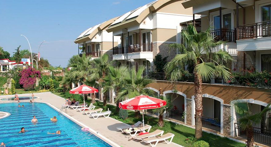 Квартира 3+1 с мебелью в центре Кемера в 5 минутах от пляжа