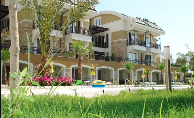 Квартира 3+1 с мебелью в центре Кемера в 5 минутах от пляжа