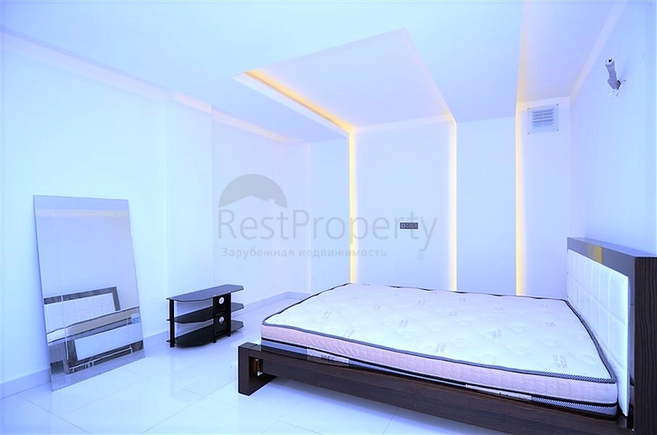 Вилла планировки 4+2 с видом на историческую крепость