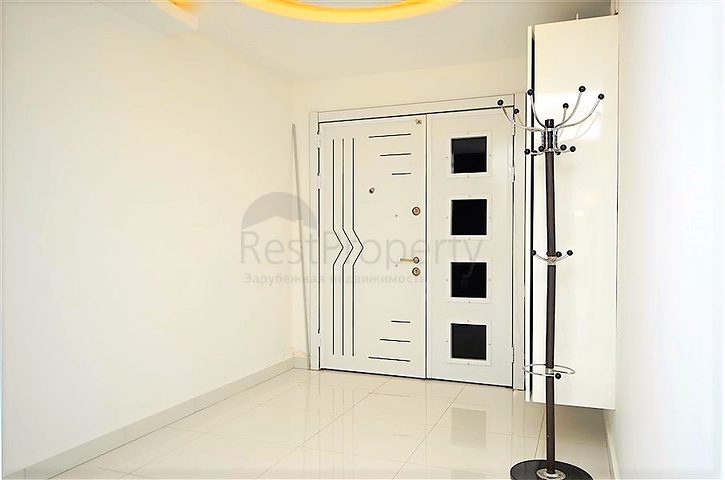 Вилла планировки 4+2 с видом на историческую крепость