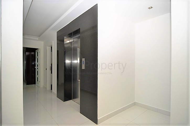 Вилла планировки 4+2 с видом на историческую крепость