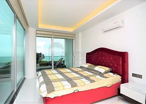 Вилла планировки 4+2 с видом на историческую крепость