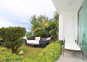 Вилла планировки 4+2 с видом на историческую крепость