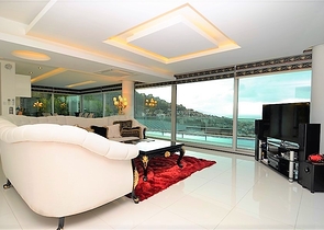 Вилла планировки 4+2 с видом на историческую крепость