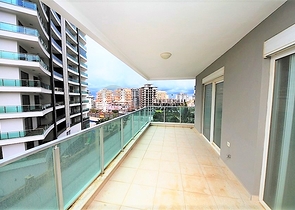 Квартира планировки 3+1 для всей семьи в Махмутларе