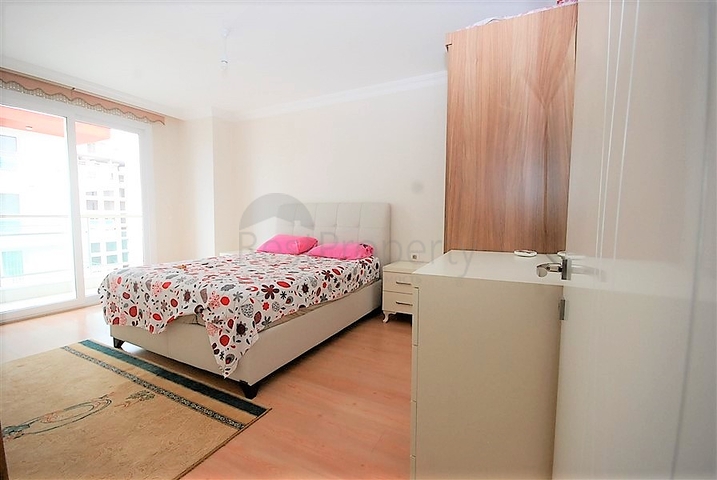 Меблированная квартира планировки 2+1 в Махмутларе