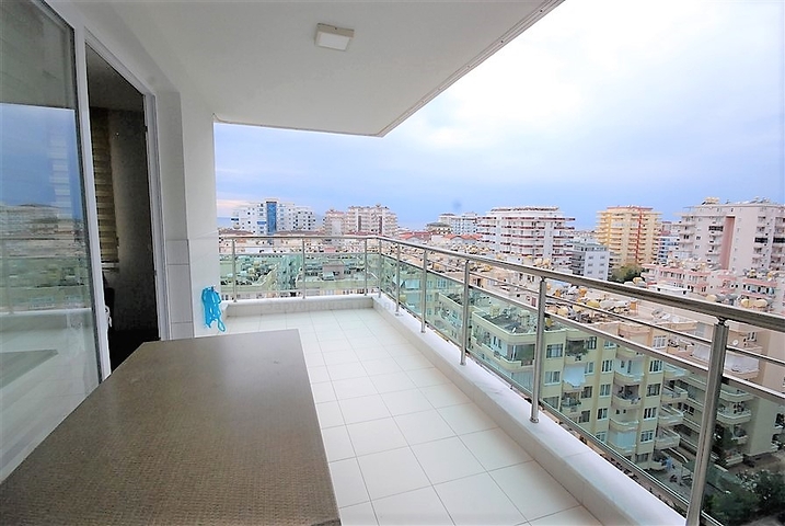 Меблированная квартира планировки 2+1 в Махмутларе