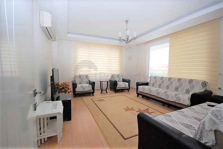 Меблированная квартира планировки 2+1 в Махмутларе