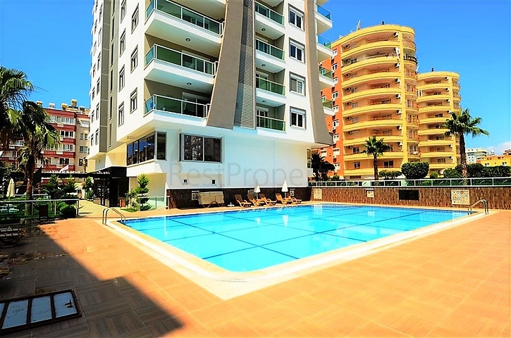 Трехкомнатная квартира с мебелью в Махмутларе