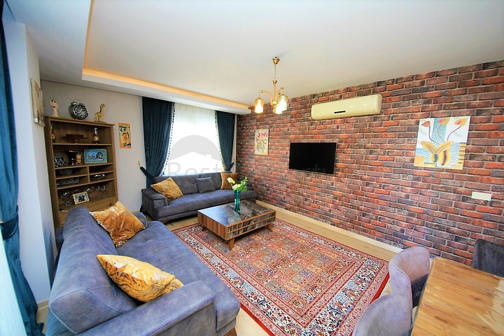 Трехкомнатная квартира с мебелью в Махмутларе