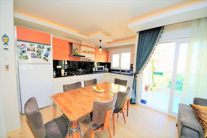 Трехкомнатная квартира с мебелью в Махмутларе