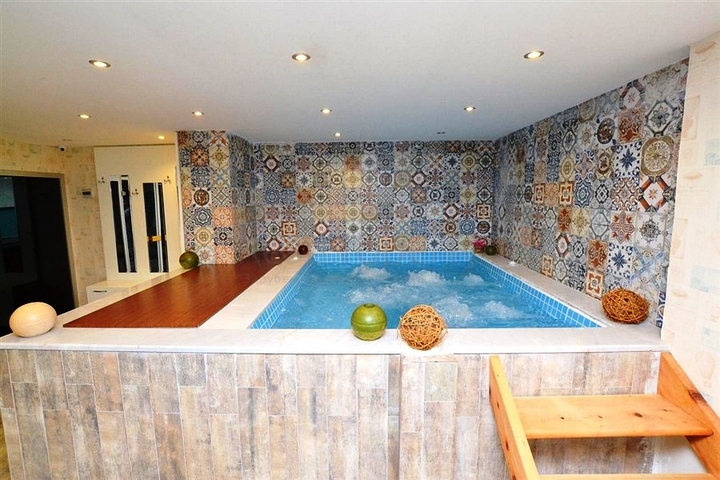 Трехкомнатная квартира с мебелью в Махмутларе