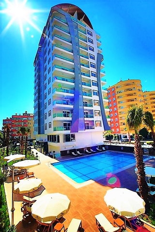 Трехкомнатная квартира с мебелью в Махмутларе