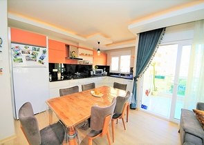 Трехкомнатная квартира с мебелью в Махмутларе