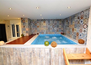 Трехкомнатная квартира с мебелью в Махмутларе