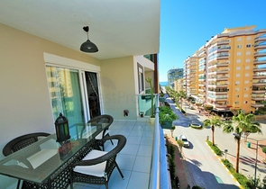 Трехкомнатная квартира с мебелью в Махмутларе