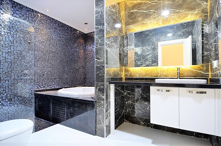 Пентхаус планировки 2+1 в новом комплексе Каргыджака