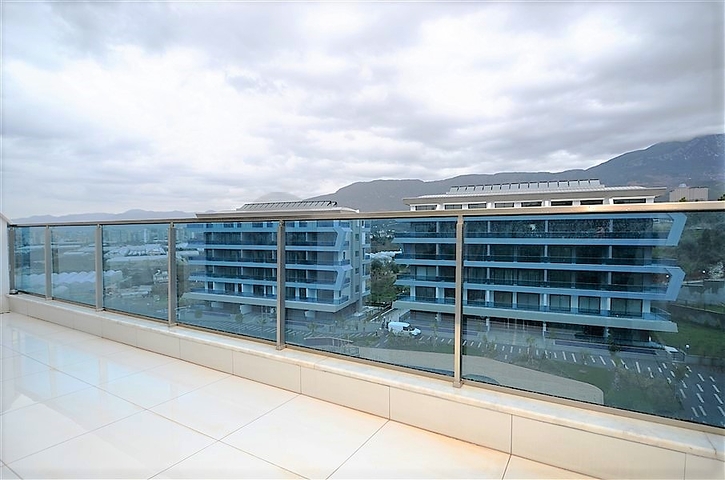 Пентхаус планировки 2+1 в новом комплексе Каргыджака