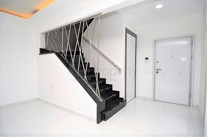 Пентхаус планировки 2+1 в новом комплексе Каргыджака