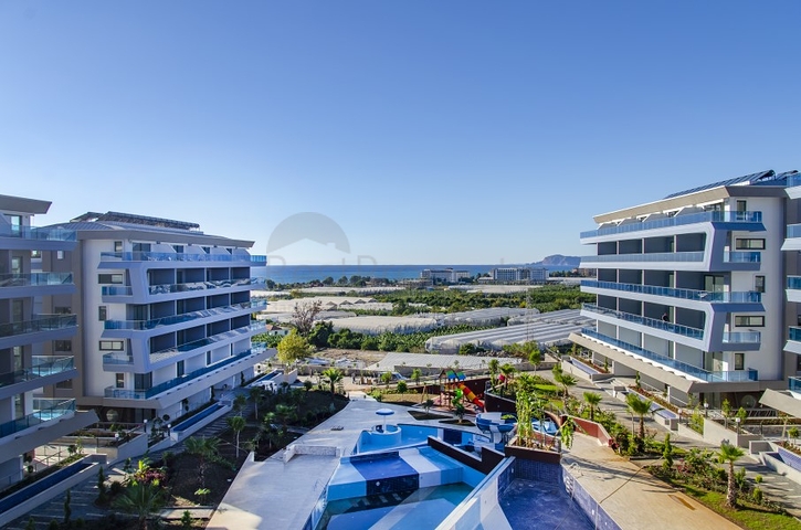 Пентхаус планировки 2+1 в новом комплексе Каргыджака