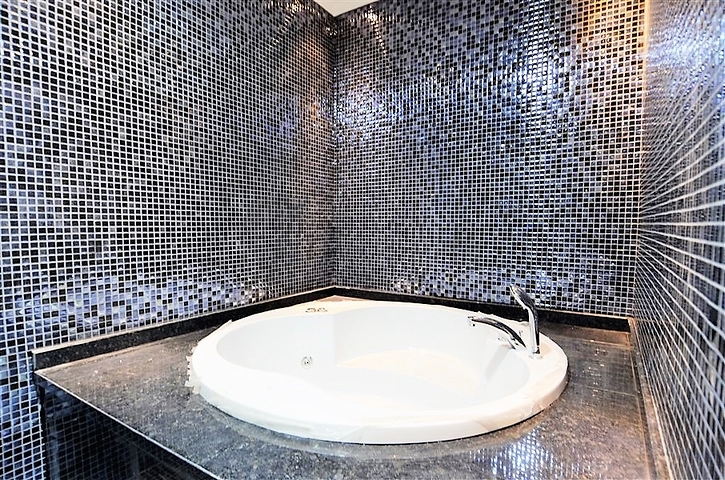 Пентхаус планировки 2+1 в новом комплексе Каргыджака