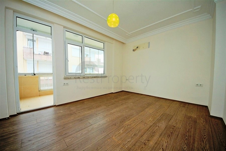 Квартира 2+1 на первой береговой линии в Махмутларе