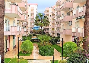 Квартира 2+1 на первой береговой линии в Махмутларе