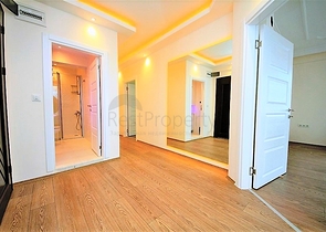 Квартира 2+1 на первой береговой линии в Махмутларе