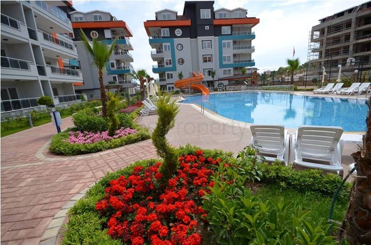 Пентхаус планировки 4+1 с видом на море в районе Кестель