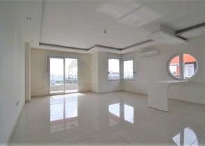 Пентхаус планировки 4+1 с видом на море в районе Кестель