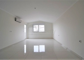 Пентхаус планировки 4+1 с видом на море в районе Кестель