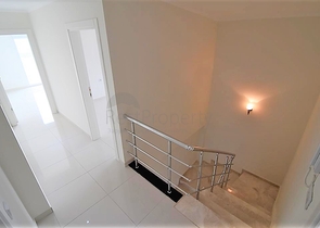 Пентхаус планировки 4+1 с видом на море в районе Кестель