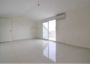 Пентхаус планировки 4+1 с видом на море в районе Кестель