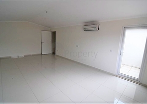 Пентхаус планировки 4+1 с видом на море в районе Кестель