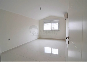 Пентхаус планировки 4+1 с видом на море в районе Кестель