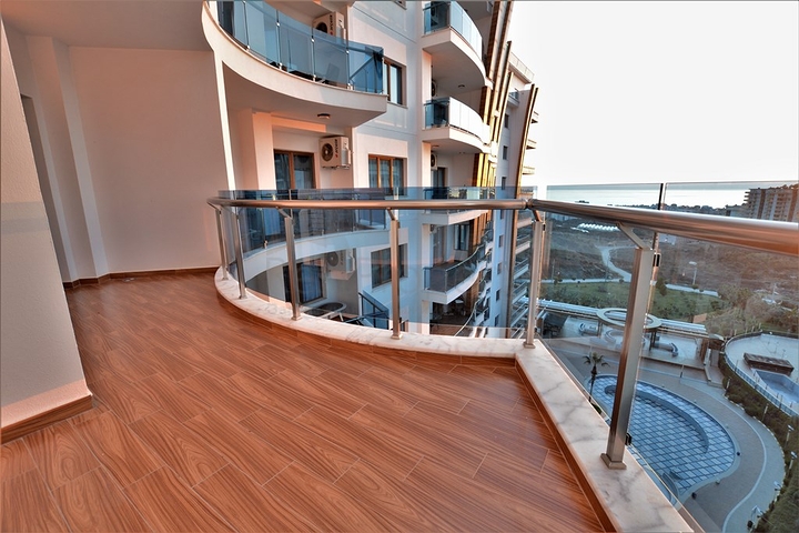 Меблированная квартира планировки 1+1 в районе Махмутлар