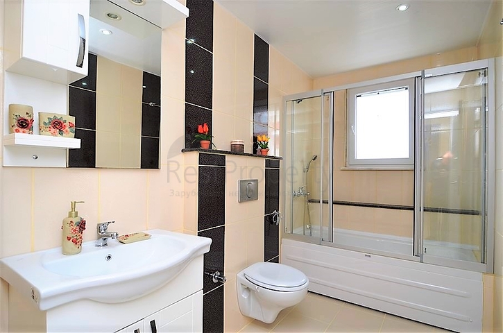 Большой пентхаус для всей семьи в Махмутларе