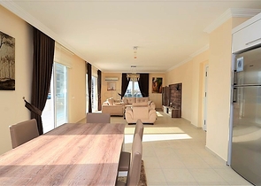 Большой пентхаус для всей семьи в Махмутларе