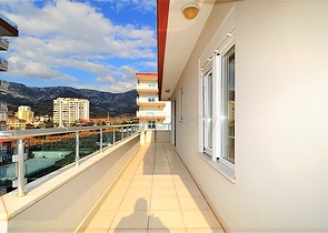 Большой пентхаус для всей семьи в Махмутларе