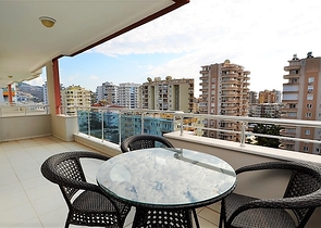 Большой пентхаус для всей семьи в Махмутларе