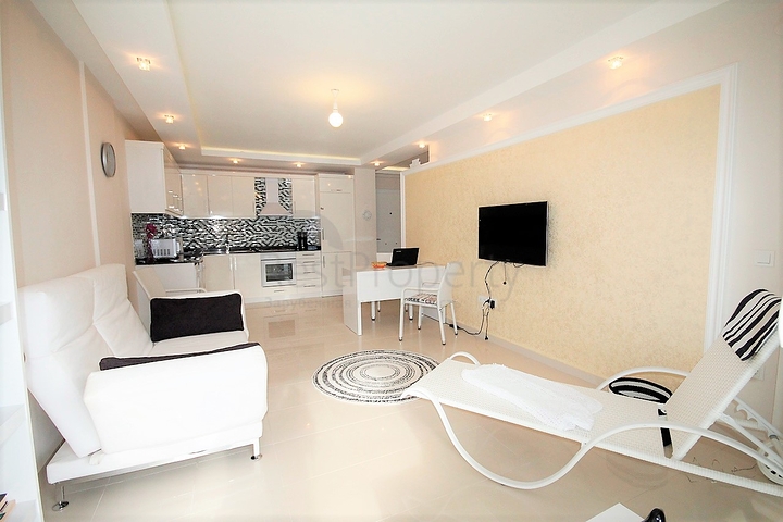 Квартира планировки 1+1 с мебелью в районе Тосмур