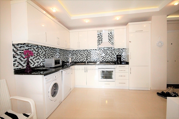 Квартира планировки 1+1 с мебелью в районе Тосмур