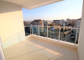 Квартира планировки 1+1 в благоустроенном комплексе Тосмура