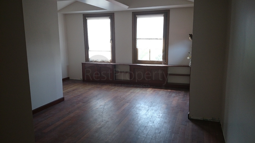 Традиционный турецкий дом с видом на Босфор 