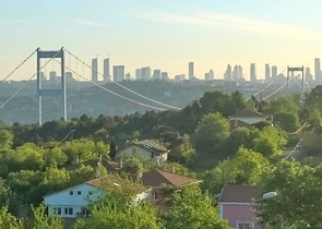 Традиционный турецкий дом с видом на Босфор 