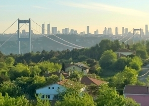 Традиционный турецкий дом с видом на Босфор 